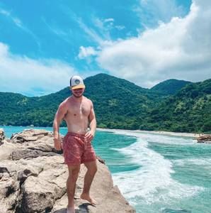 Meet your Posher, Alec